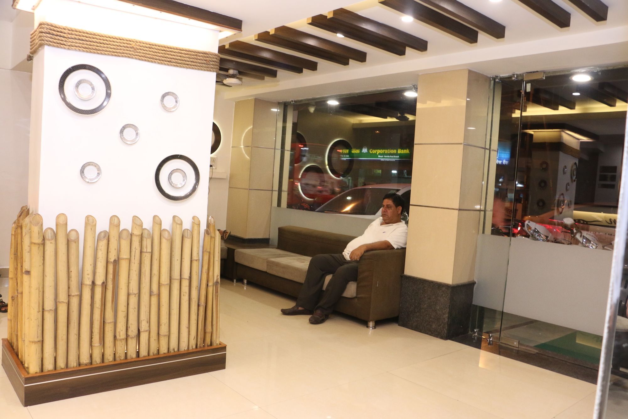 Hotel Shalimar Deluxe Bhopal Dış mekan fotoğraf