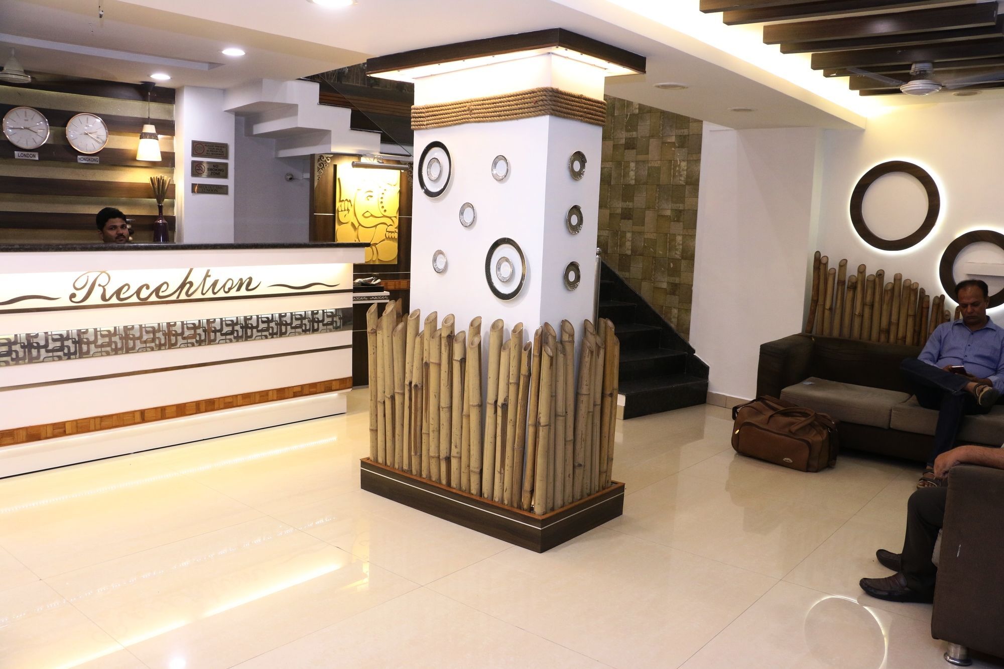 Hotel Shalimar Deluxe Bhopal Dış mekan fotoğraf
