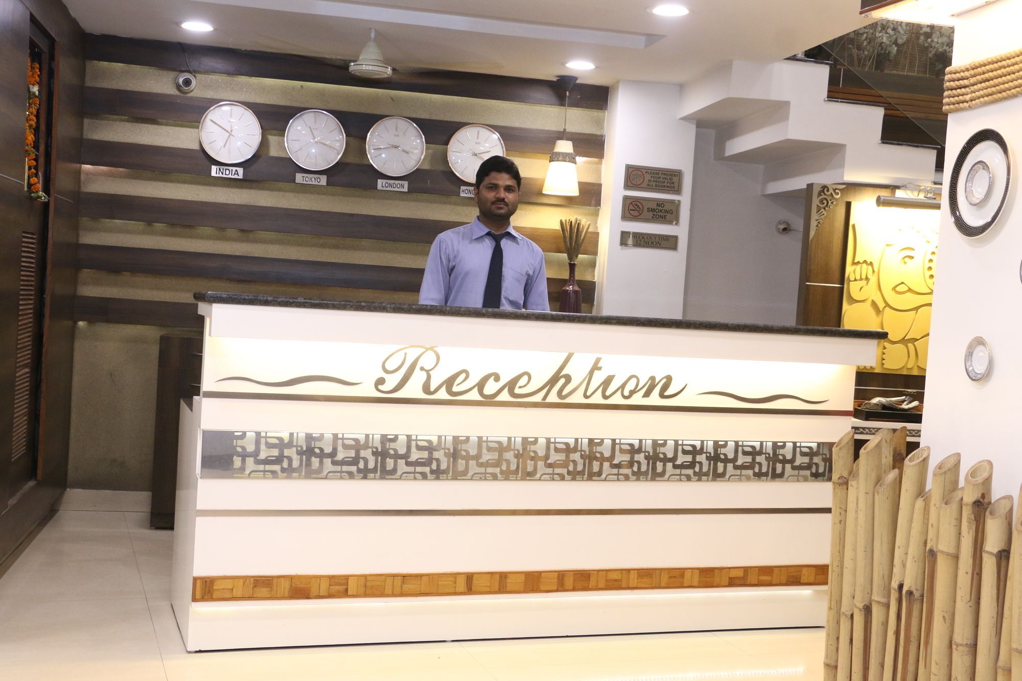 Hotel Shalimar Deluxe Bhopal Dış mekan fotoğraf